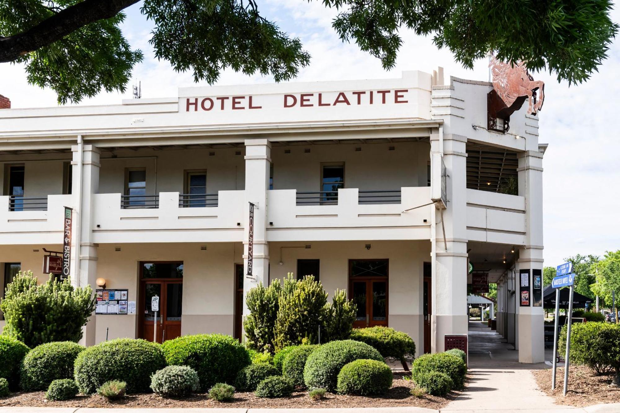 Delatite Hotel Mansfield Extérieur photo