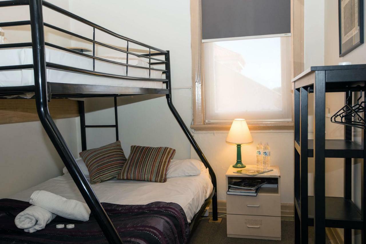 Delatite Hotel Mansfield Extérieur photo